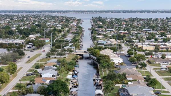 Cape Coral Residential, 1506 Shelby Pkwy, Cape Coral, Florida 33904, image 2