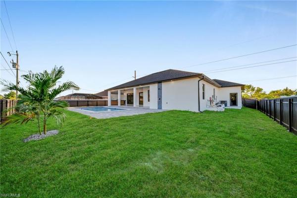 Cape Coral, 3913 Agualinda Blvd, Cape Coral, Florida 33914, image 1