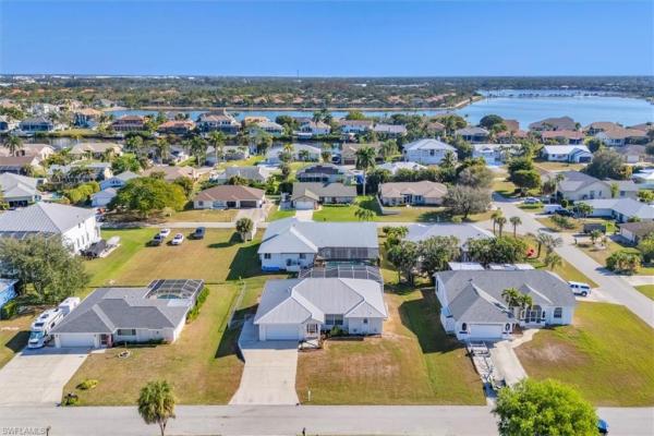 Island Park Woodlands, 17585 Blackfriar Dr, Fort Myers, Florida 33908, image 3
