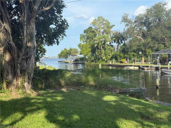Fort Myers Gulf Acres, 1845 Marina Cir, North Fort Myers, Florida 33903, image 1