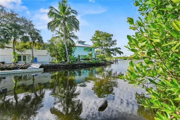 Avion Park, 1570 Avion Pl, Naples, Florida 34104, image 3