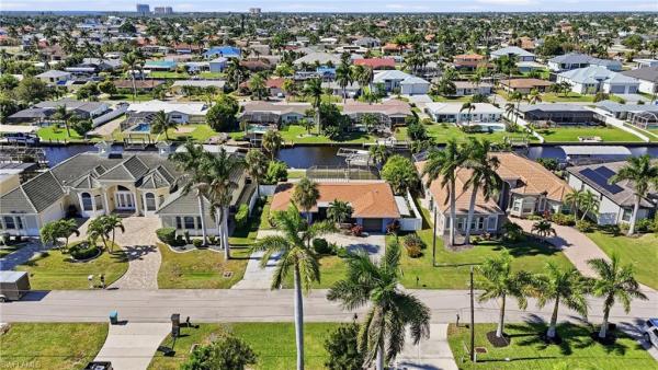 Yacht Club, 5322 Cortez Ct, Cape Coral, Florida 33904, image 1