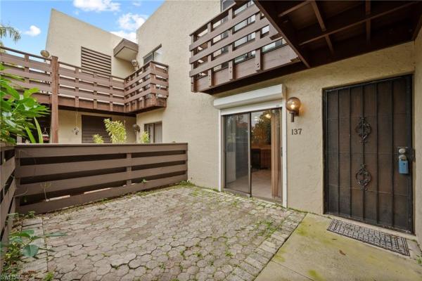 137 Pinebrook Dr, Fort Myers, Florida 33907, image 1