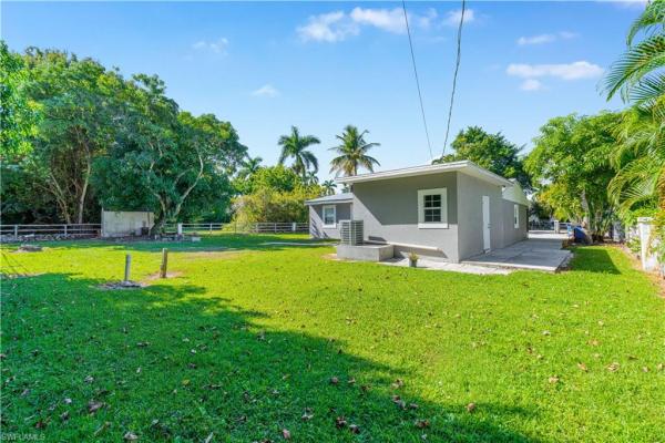 Alabama Grove Terrace, 327 Montgomery Ave, Fort Myers, Florida 33905, image 2