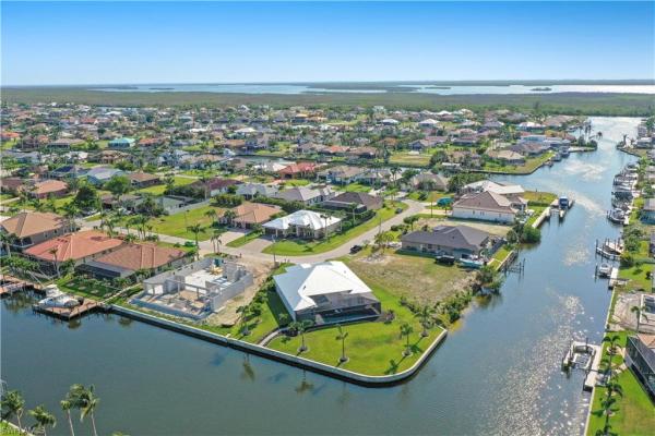 Cape Coral Residential, 2519 27th Ave, Cape Coral, Florida 33914, image 1