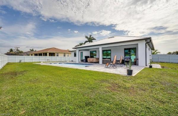 Cape Coral, 117 SE 4th St #, Cape Coral, Florida 33990, image 1