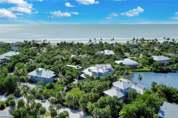 Gulf Pines, 4383 Gulf Pines Dr, Sanibel, Florida 33957, image 2