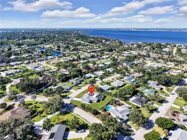 Tanglewood, 1365 Kingswood Ct, Fort Myers, Florida 33919, image 1