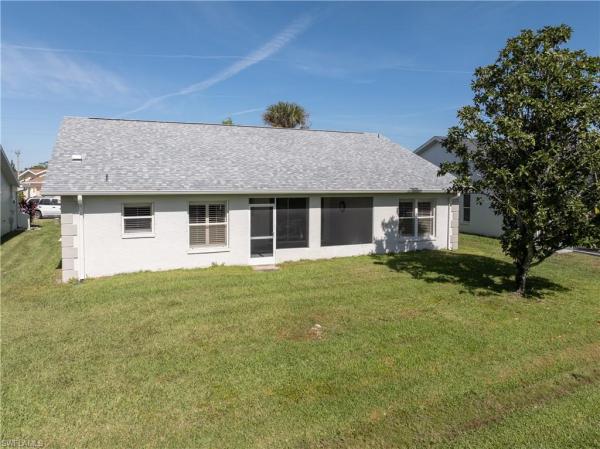 Sabal Springs Golf & Racquet Club, 3739 Sabal Springs Blvd, North Fort Myers, Florida 33917, image 1