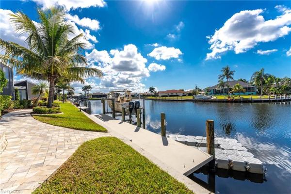 698 Monaco Dr, Punta Gorda, Florida 33950, image 1