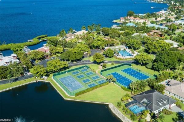 Harbourside, 9721 Keel Ct, Fort Myers, Florida 33919, image 2