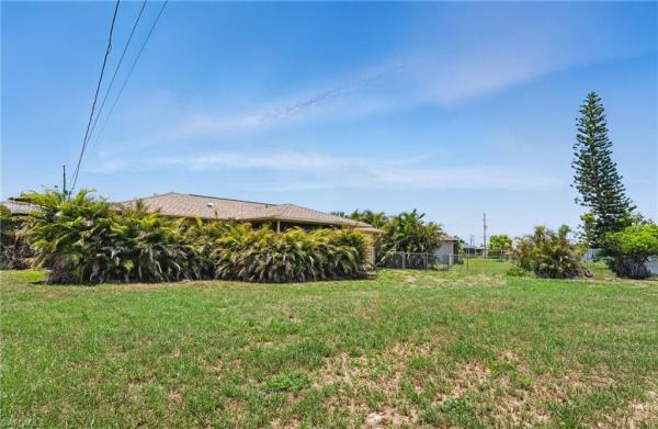 Cape Coral, 1105 SE 17th Ter #, Cape Coral, Florida 33990, image 1