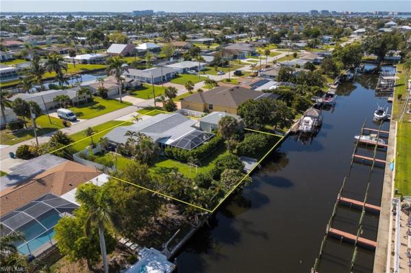 Yacht Club, 5128 York Ct, Cape Coral, Florida 33904, image 1