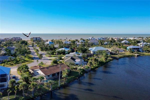 Murex Lakes, 421 Lake Murex Cir, Sanibel, Florida 33957, image 2
