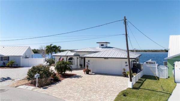 11787 Island Ave, Matlacha, Florida 33993, image 1