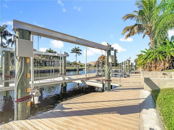 Cape Coral, 144 38th Ter, Cape Coral, Florida 33914, image 3