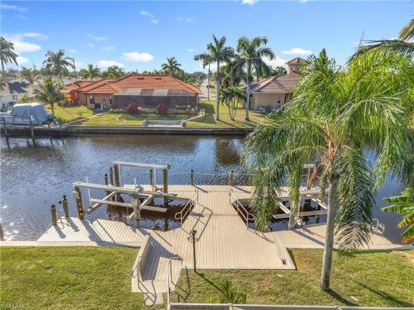 Cape Coral, 144 38th Ter, Cape Coral, Florida 33914, image 2