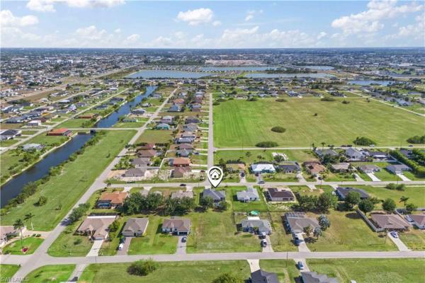 Cape Coral Residential, 927 12th Ter, Cape Coral, Florida 33993, image 1