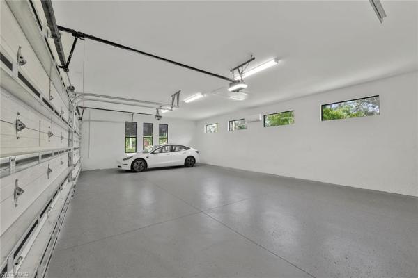 Riverside, 1337 Caloosa Dr, Fort Myers, Florida 33901, image 1