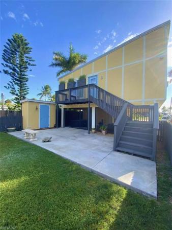 Cottage Point, 16857 Windcrest Dr, Fort Myers, Florida 33908, image 1