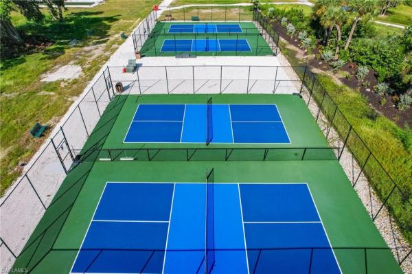 Harbour Pointe At Bay Beach, 4265 Bay Beach Ln #522, Fort Myers Beach, Florida 33931, image 3