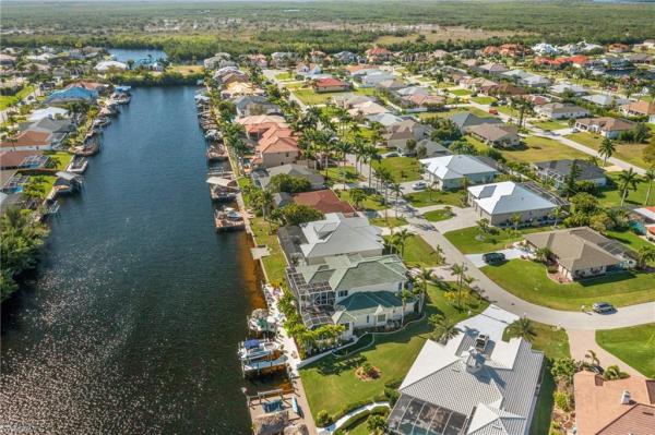 Cape Coral, 5307 25th Pl, Cape Coral, Florida 33914, image 2