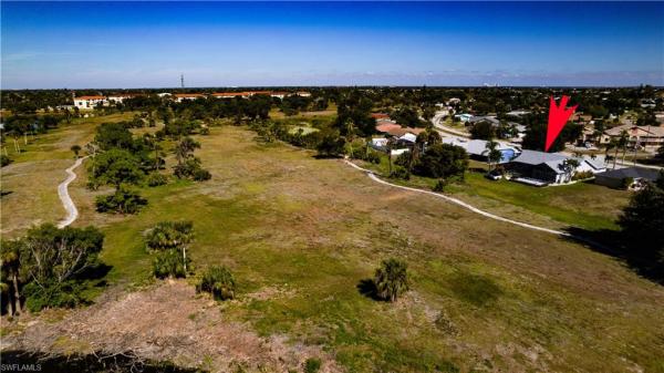 Cape Coral, 4332 Country Club Blvd, Cape Coral, Florida 33904, image 2