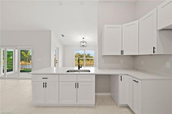 Cape Coral, 3078 NW 4th Pl #, Cape Coral, Florida 33993, image 2