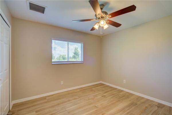 Cape Coral, 919 15th Pl, Cape Coral, Florida 33991, image 2