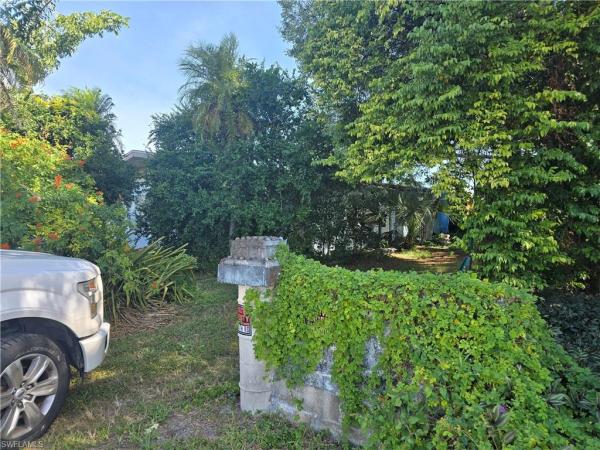 Page Park, 200 South Rd, Fort Myers, Florida 33907, image 1