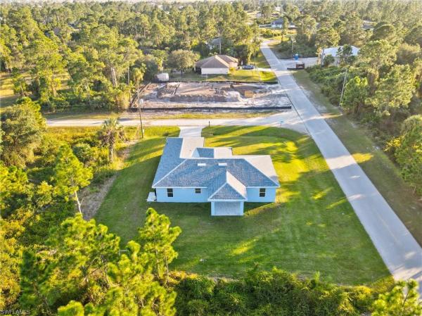 Lehigh Acres, 935 Elgin St, Lehigh Acres, Florida 33974, image 2