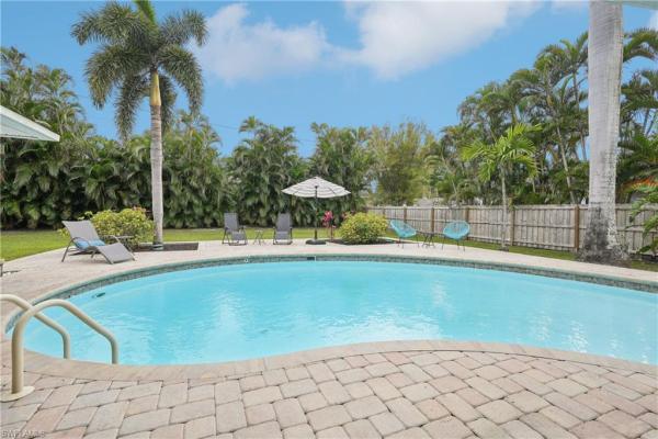Waldens Riviera Estates, 1312 Jambalana Ln, Fort Myers, Florida 33901, image 1