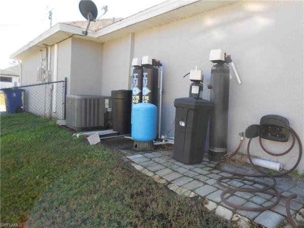 601 Clayton Ave, Lehigh Acres, Florida 33972, image 1