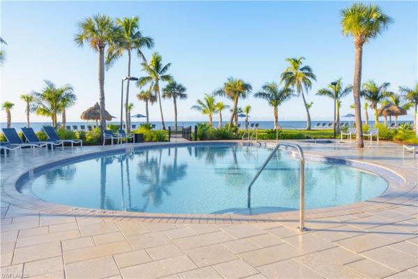 Pointe Santo De Sanibel, 2445 Gulf Dr #4E, Sanibel, Florida 33957, image 2