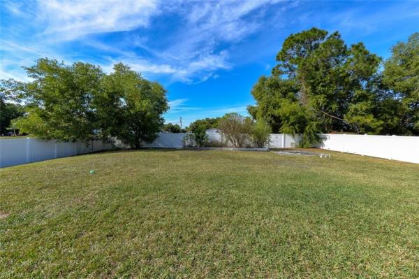 Lehigh Acres Residential, 3226 Vera Ct, Lehigh Acres, Florida 33976, image 1