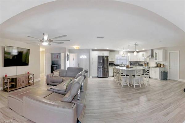 Cape Coral, 5343 Del Monte Ct, Cape Coral, Florida 33904, image 2