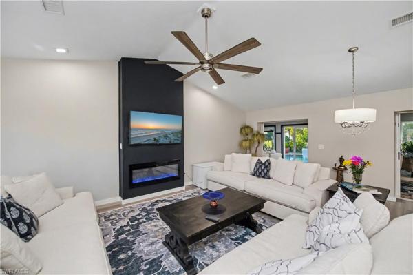 Riverbend Golf & River Club, 15141 Sam Snead Ln, North Fort Myers, Florida 33917, image 1