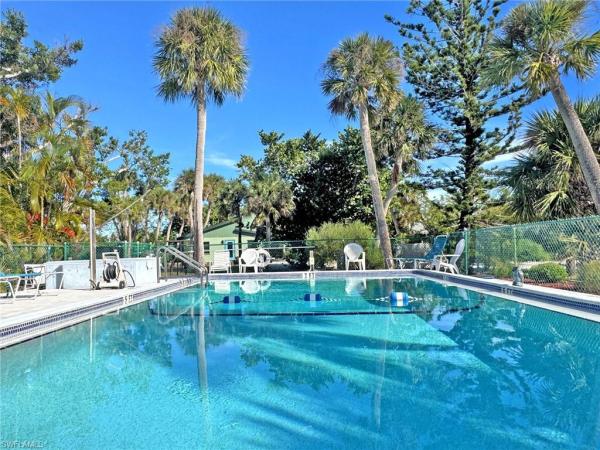 Sanibel Shores, 1220 Junonia St #B1, Sanibel, Florida 33957, image 3