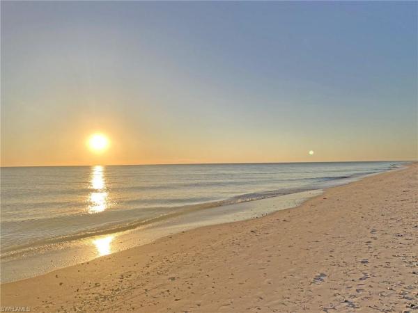 Sanibel Shores, 1220 Junonia St #B1, Sanibel, Florida 33957, image 1
