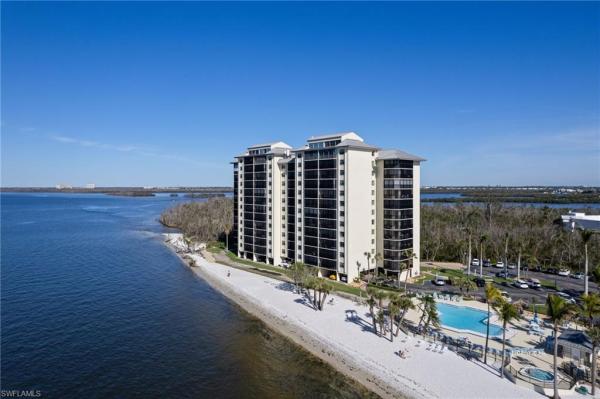 17080 Harbour Point Dr #213, Fort Myers, Florida 33908, image 3
