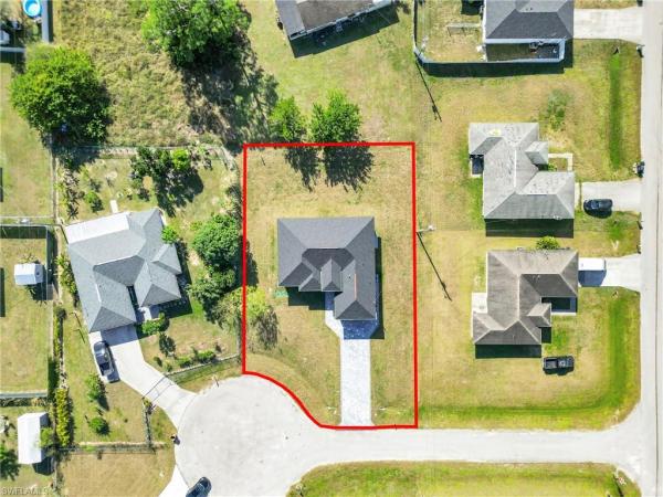 Lehigh Acres, 2250 10th Ter, Lehigh Acres, Florida 33936, image 3