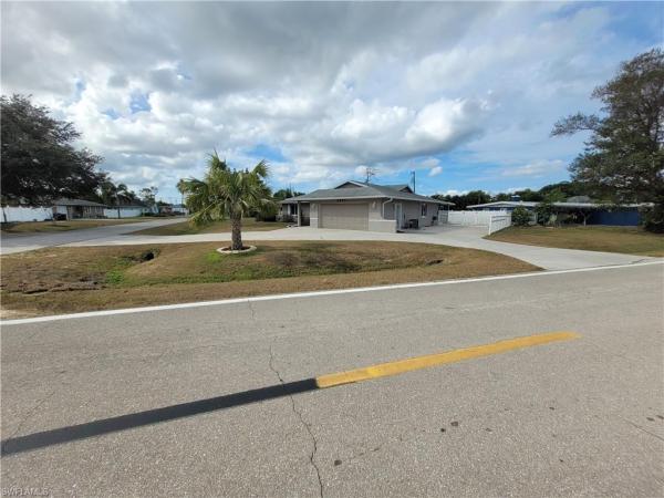 Fort Myers Villas, 8631 Beacon St, Fort Myers, Florida 33907, image 1
