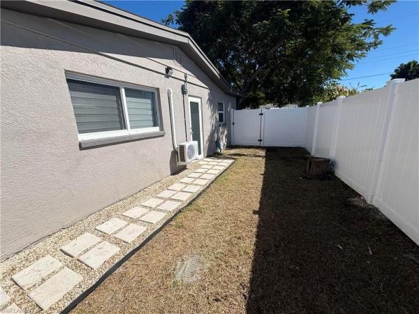 5521 Granada Rd, Fort Myers, Florida 33919, image 1