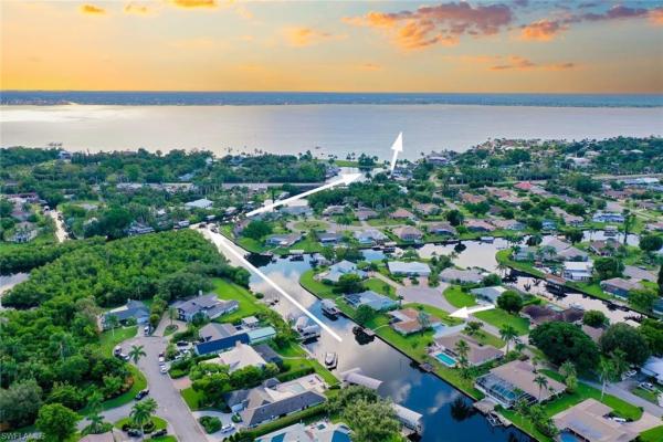 Whiskey Creek Club Estates, 1358 Sheffield Way, Fort Myers, Florida 33919, image 1