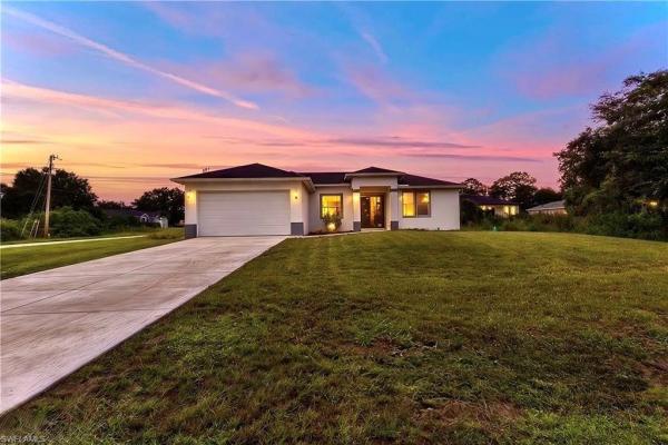 Lehigh Acres Residential, 352 Rawlings Ave, Lehigh Acres, Florida 33974, image 1