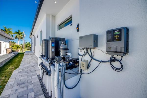 Cape Coral Residential, 5254 Tamiami Ct, Cape Coral, Florida 33904, image 2