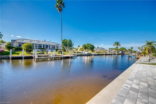 Cape Coral, 5254 Tamiami Ct, Cape Coral, Florida 33904, image 1