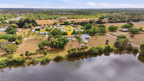 Alva Residential, 2180 Cook Ln, Alva, Florida 33920, image 2