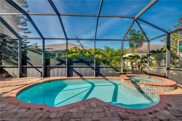 Ibis Landing Golf & Country Club, 9145 Leatherwood Loop, Lehigh Acres, Florida 33936, image 2