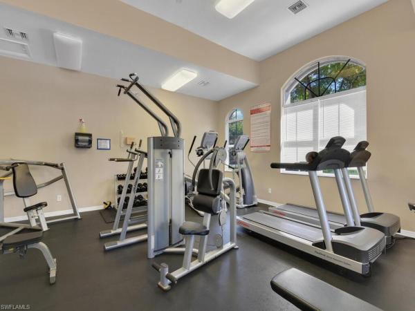 9950 Chiana Cir, Fort Myers, Florida 33905, image 1